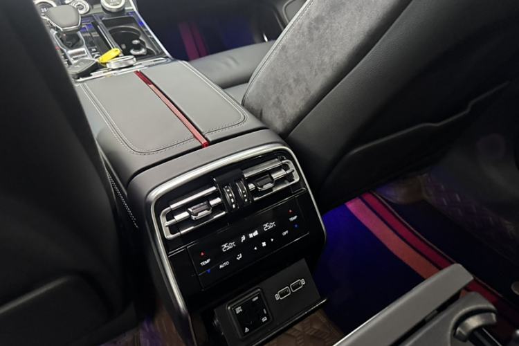 Used Hongqi H9 2020 2.0T Smart Connect Flagship Edition Interior 7