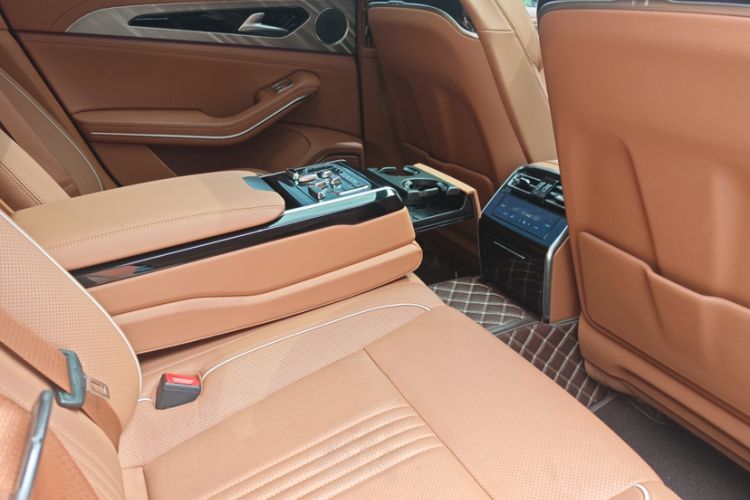 Used Hongqi H9 2020 2.0T Smart Connect Flagship Edition Interior 9
