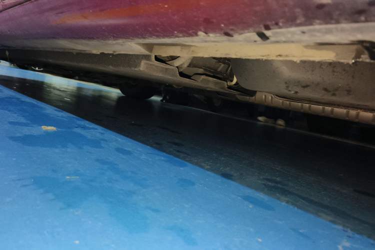 Used Hongqi H9 2020 2.0T Smart Connect Flagship Edition Chassis Rear Left