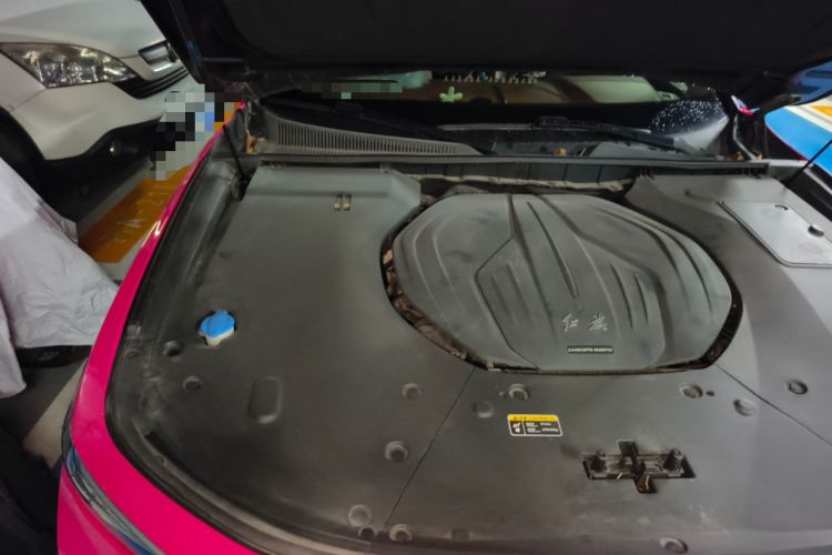 Used Hongqi H9 2020 2.0T Smart Connect Flagship Edition Engine Bay Right