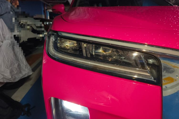Used Hongqi H9 2020 2.0T Smart Connect Flagship Edition Right Front Headlight