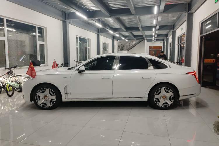 Used Hongqi H9 2020 2.0T Smart Connect Flagship Edition Exterior 1