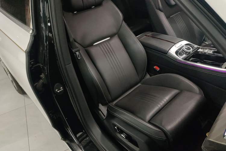 Used Hongqi H9 2020 2.0T Smart Connect Flagship Edition Right Front Seat
