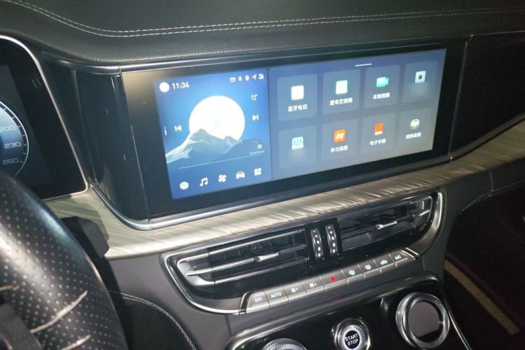 Used Hongqi H9 2020 3.0T Smart Connect Flagship Four-Seat Version Audio And AC Panel