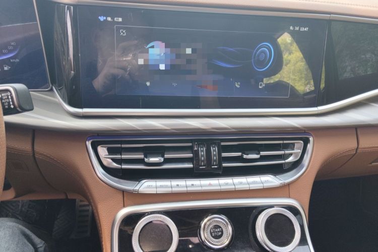 Used Hongqi H9 2020 2.0T Smart Connect Flagship Edition Audio And AC Panel