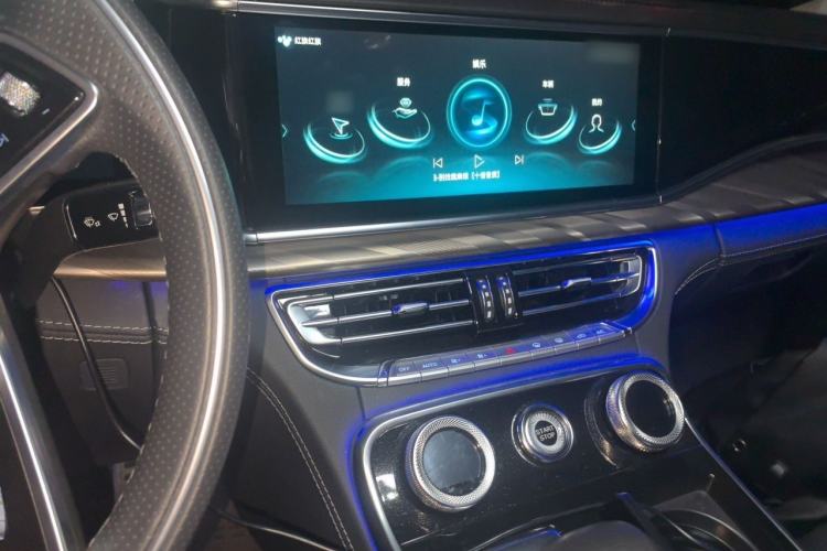 Used Hongqi H9 2020 2.0T Smart Connect Flagship Edition Audio And AC Panel