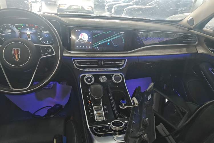 Used Hongqi H9 2020 2.0T Smart Connect Flagship Edition Audio And AC Panel
