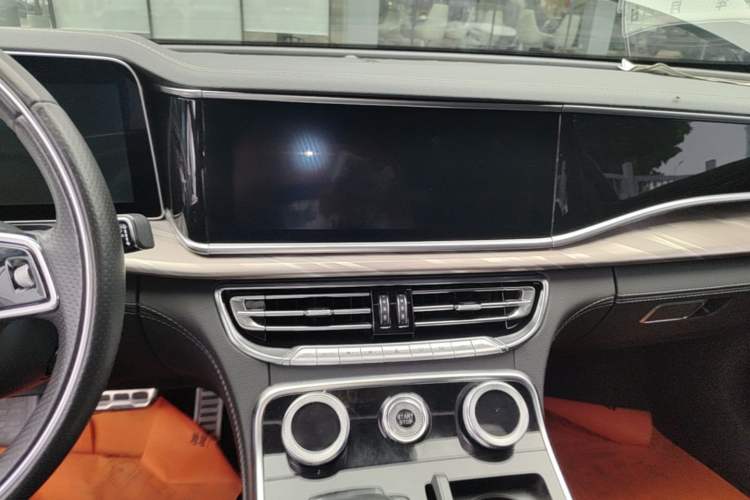 Used Hongqi H9 2020 2.0T Smart Connect Flagship Edition Audio And AC Panel