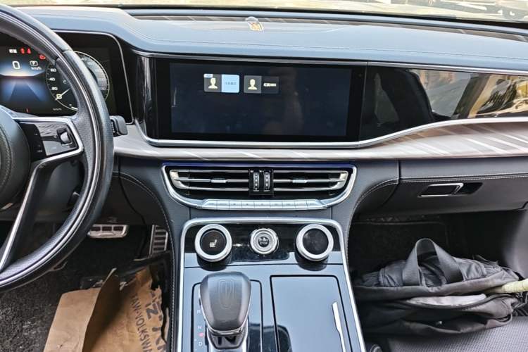 Used Hongqi H9 2020 2.0T Smart Connect Flagship Edition Audio And AC Panel