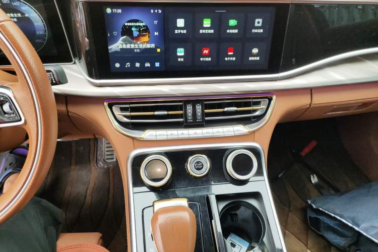 Used Hongqi H9 2020 2.0T Smart Connect Flagship Edition Audio And AC Panel