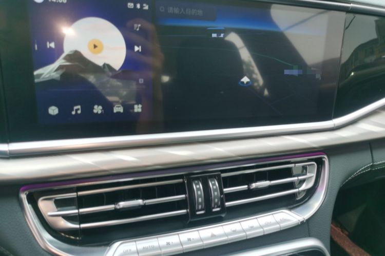 Used Hongqi H9 2020 2.0T Smart Connect Flagship Edition Audio And AC Panel