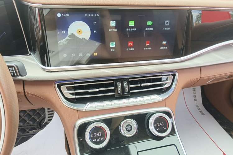 Used Hongqi H9 2020 2.0T Smart Connect Flagship Edition Audio And AC Panel