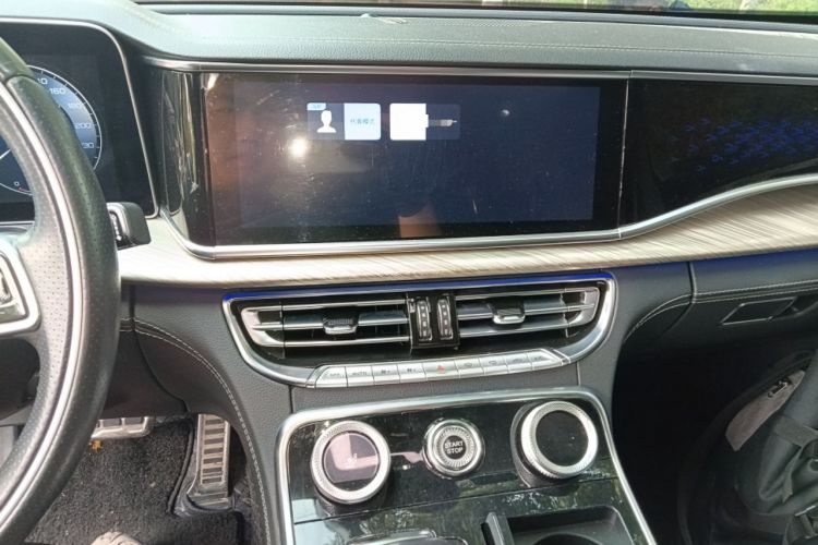 Used Hongqi H9 2020 Revised Version 2.0T Smart Connect Flagship Edition Audio And AC Panel
