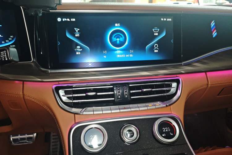 Used Hongqi H9 2020 2.0T Smart Connect Flagship Edition Audio And AC Panel