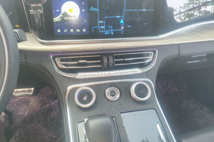 Used Hongqi H9 2020 2.0T Smart Connect Flagship Edition Audio And AC Panel