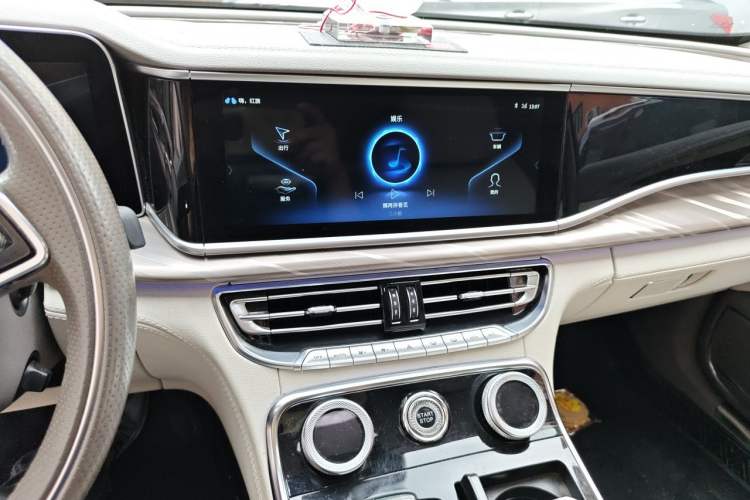 Used Hongqi H9 2020 2.0T Smart Connect Flagship Edition Audio And AC Panel