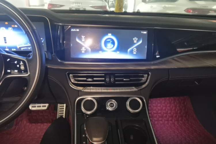 Used Hongqi H9 2020 2.0T Smart Connect Flagship Edition Audio And AC Panel