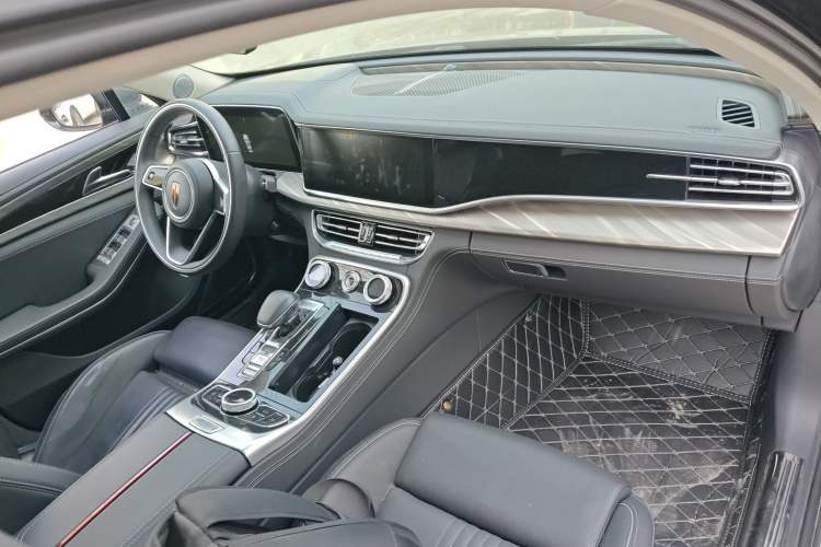 Used Hongqi H9 2020 2.0T Smart Connect Flagship Edition Center Console