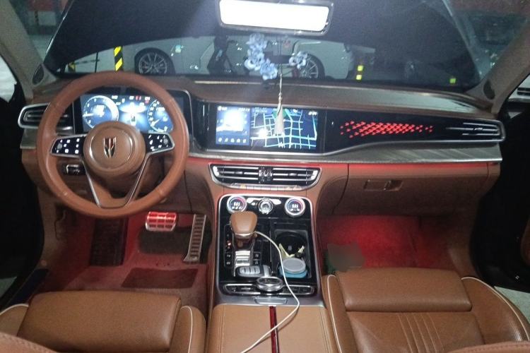 Used Hongqi H9 2020 2.0T Smart Connect Flagship Edition Center Console