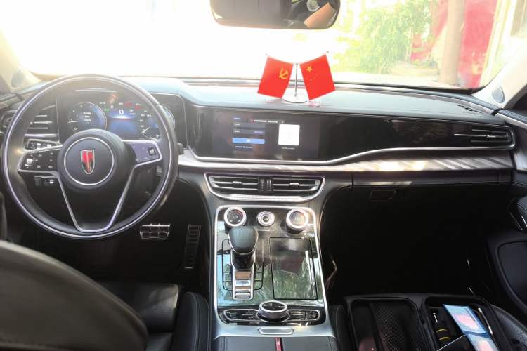 Used Hongqi H9 2020 2.0T Smart Connect Flagship Edition Center Console