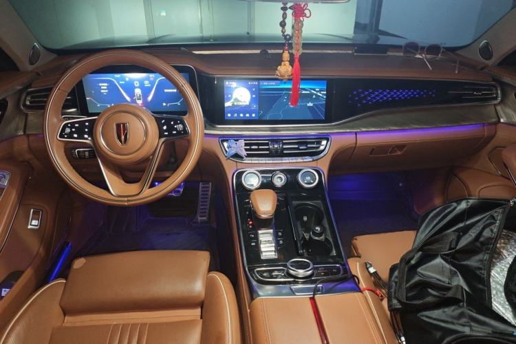 Used Hongqi H9 2020 2.0T Smart Connect Flagship Edition Center Console