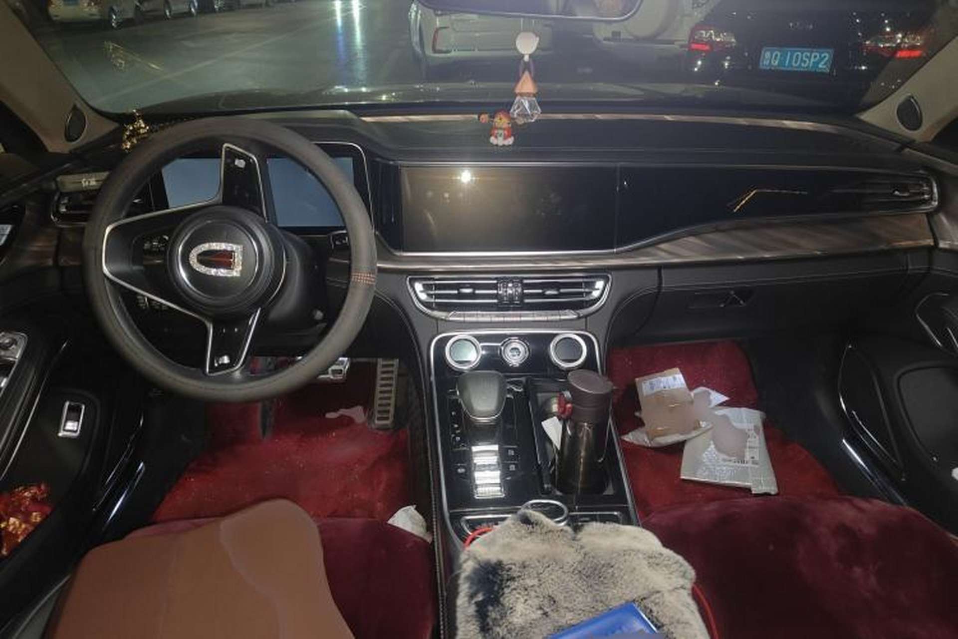 Used Hongqi H9 2020 2.0T Smart Connect Flagship Edition Center Console