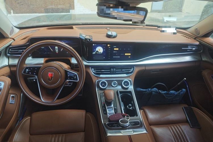 Used Hongqi H9 2020 2.0T Smart Connect Flagship Edition Center Console