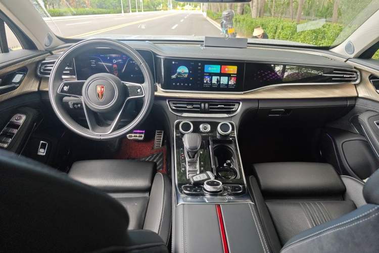 Used Hongqi H9 2020 3.0T Smart Connect Flagship Edition Center Console