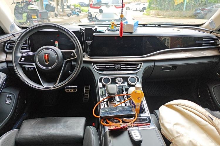 Used Hongqi H9 2020 2.0T Smart Connect Flagship Edition Center Console
