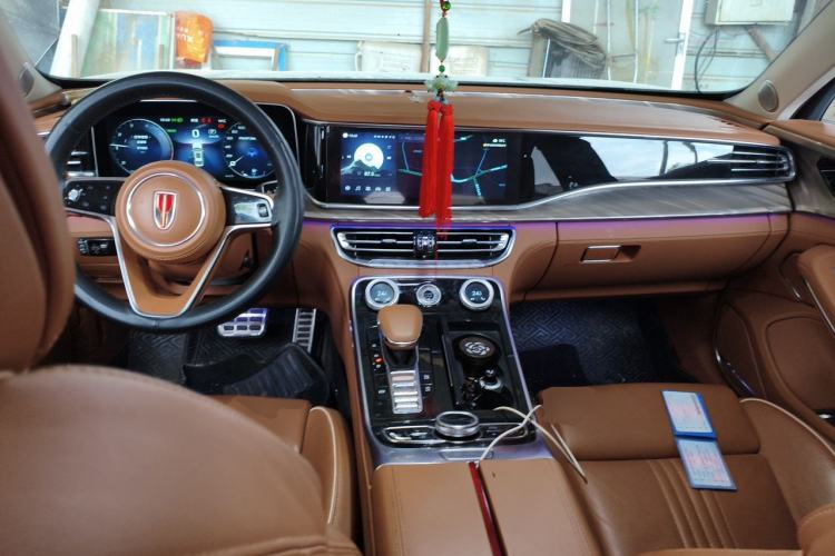 Used Hongqi H9 2020 2.0T Smart Connect Flagship Edition Center Console