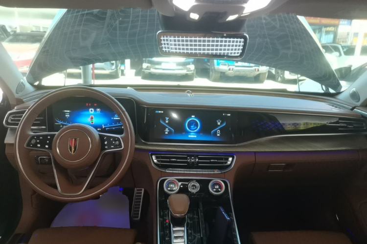 Used Hongqi H9 2020 Revised Version 2.0T Smart Connect Flagship Edition Center Console