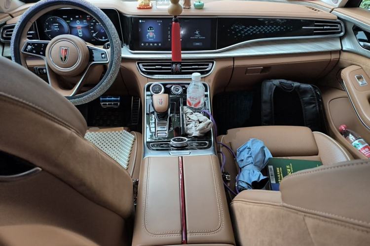 Used Hongqi H9 2020 2.0T Smart Connect Flagship Edition Center Console