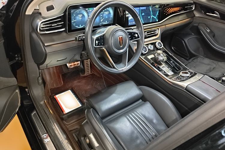Used Hongqi H9 2020 3.0T Smart Connect Flagship Edition Center Console