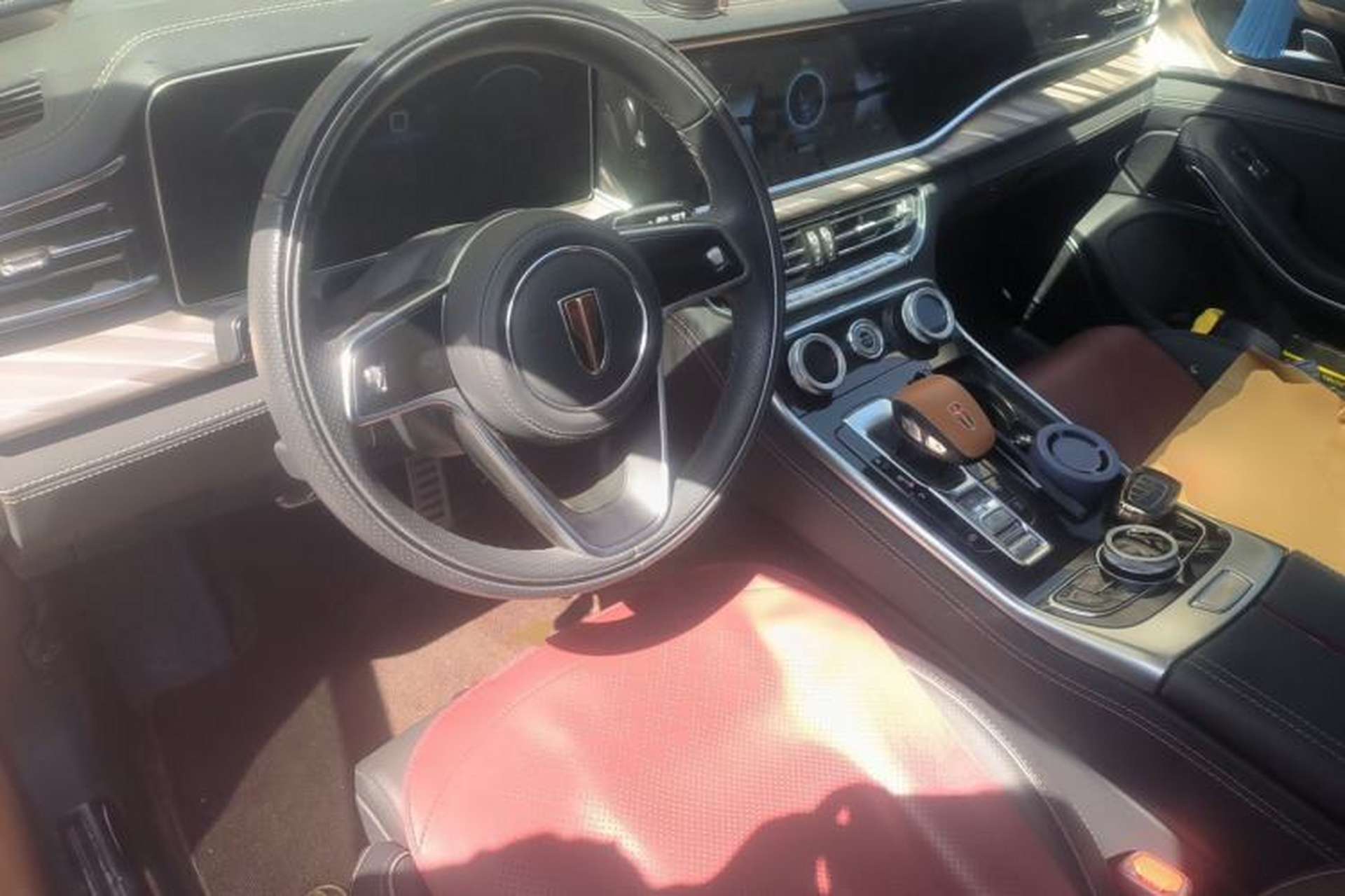Used Hongqi H9 2020 2.0T Smart Connect Flagship Edition Center Console
