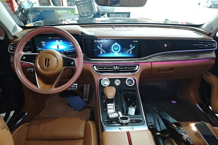 Used Hongqi H9 2020 2.0T Smart Connect Flagship Edition Center Console