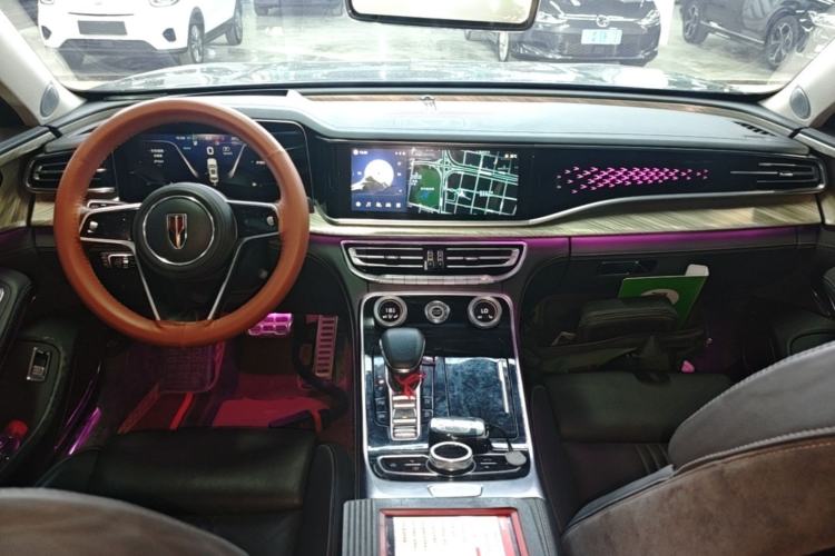 Used Hongqi H9 2020 Revised Version 2.0T Smart Connect Flagship Edition Center Console
