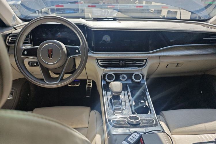 Used Hongqi H9 2020 2.0T Smart Connect Flagship Edition Center Console