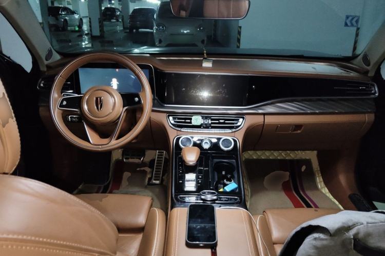 Used Hongqi H9 2020 2.0T Smart Connect Flagship Edition Center Console