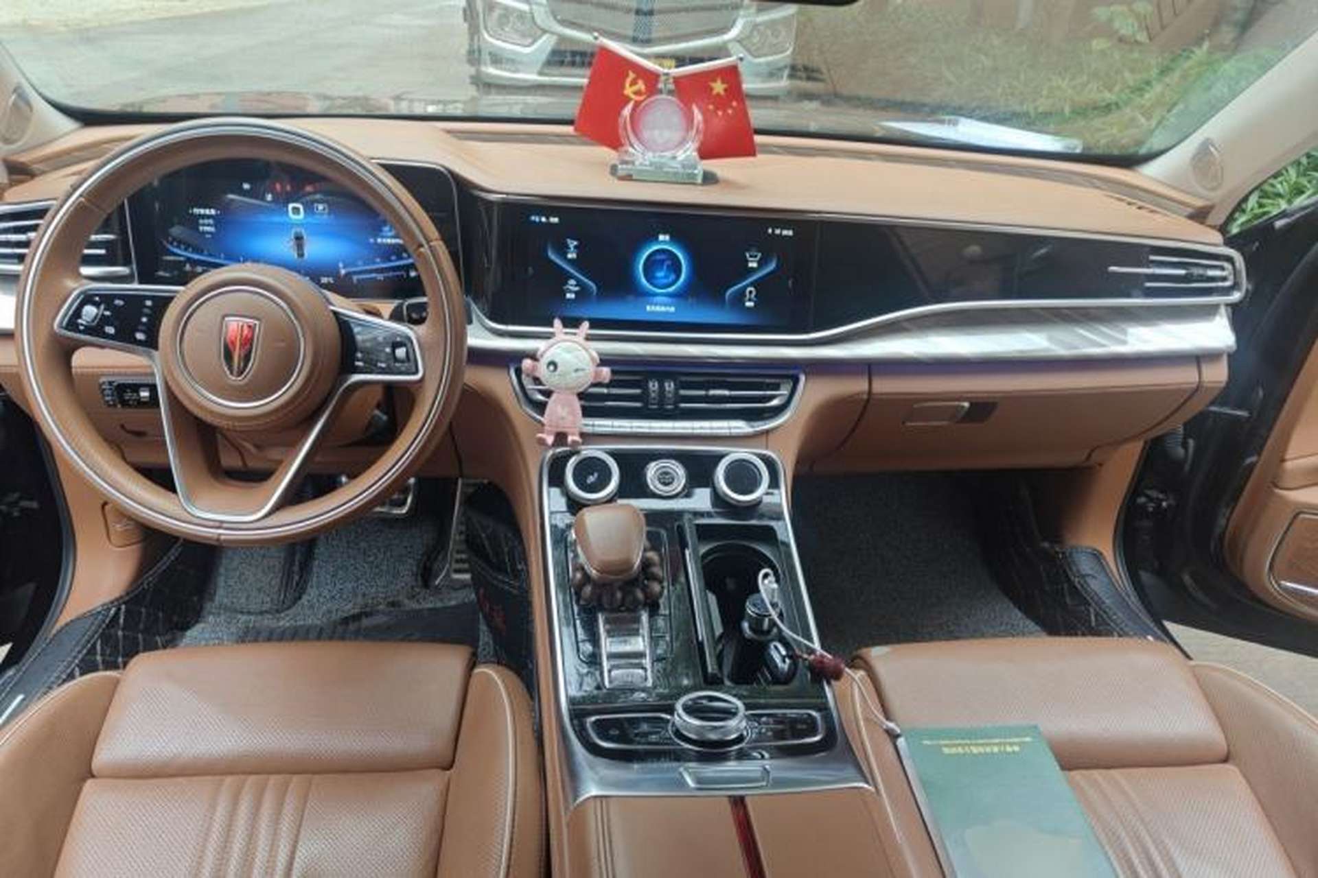Used Hongqi H9 2020 2.0T Smart Connect Flagship Edition Center Console