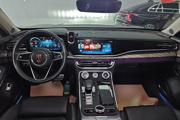 Used Hongqi H9 2020 2.0T Smart Connect Flagship Edition Center Console