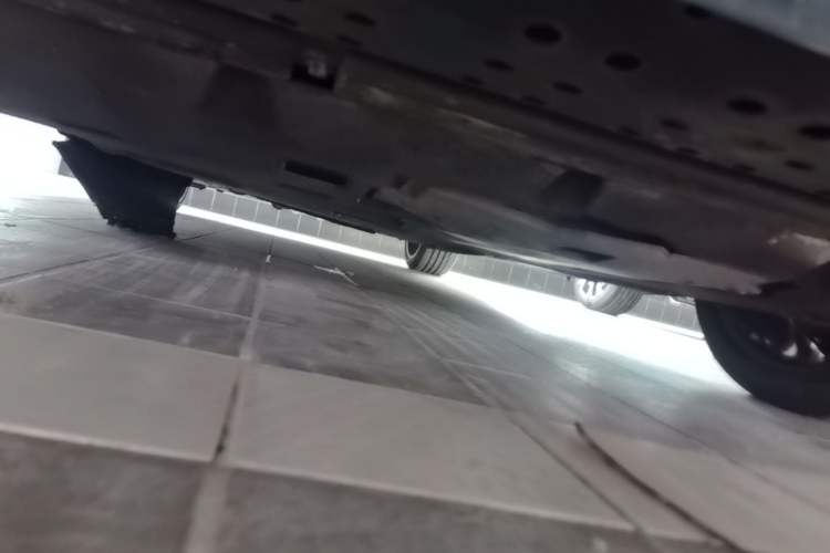 Used Hongqi H9 2020 3.0T Smart Connect Flagship Four-Seat Version Chassis Front