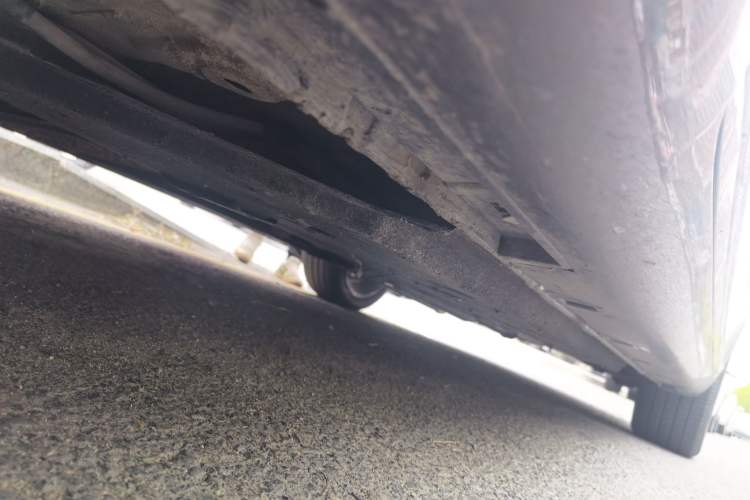 Used Hongqi H9 2020 2.0T Smart Connect Flagship Edition Chassis Front Left