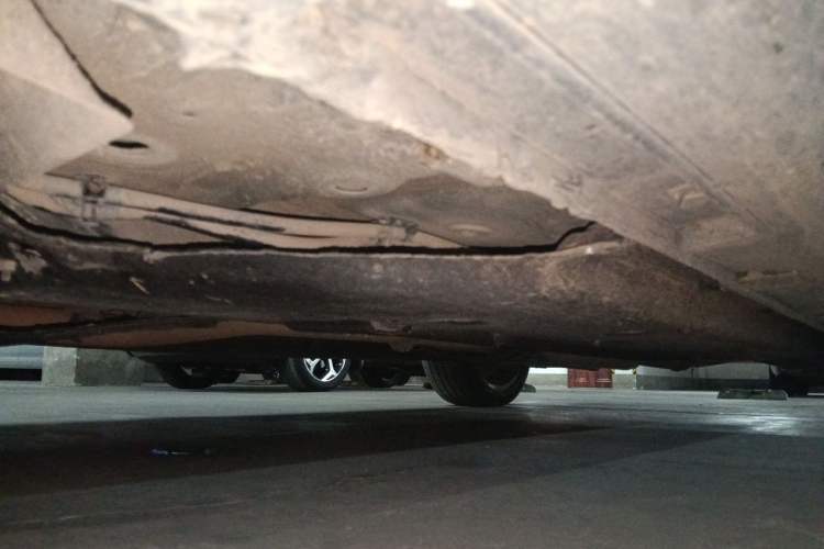 Used Hongqi H9 2020 2.0T Smart Connect Flagship Edition Chassis Front Left