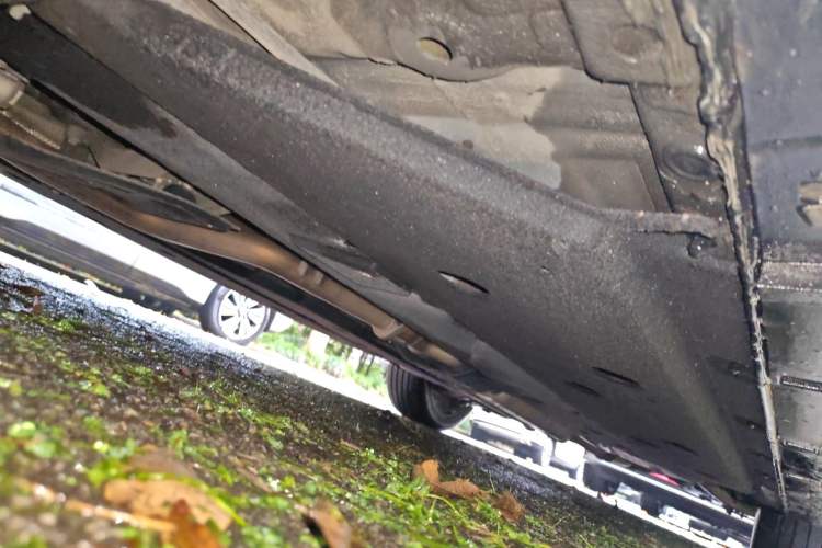 Used Hongqi H9 2020 2.0T Smart Connect Flagship Edition Chassis Front Left