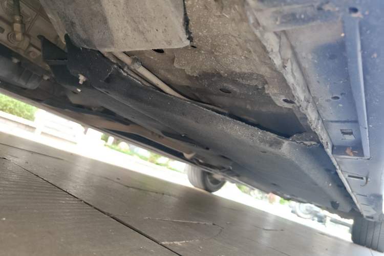 Used Hongqi H9 2020 2.0T Smart Connect Flagship Edition Chassis Front Left
