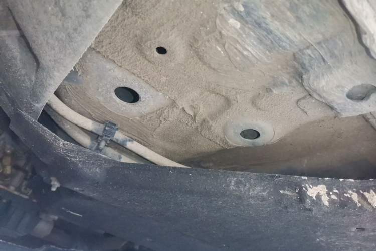Used Hongqi H9 2020 2.0T Smart Connect Flagship Edition Chassis Front Left