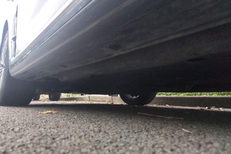 Used Hongqi H9 2020 2.0T Smart Connect Flagship Edition Chassis Front Left