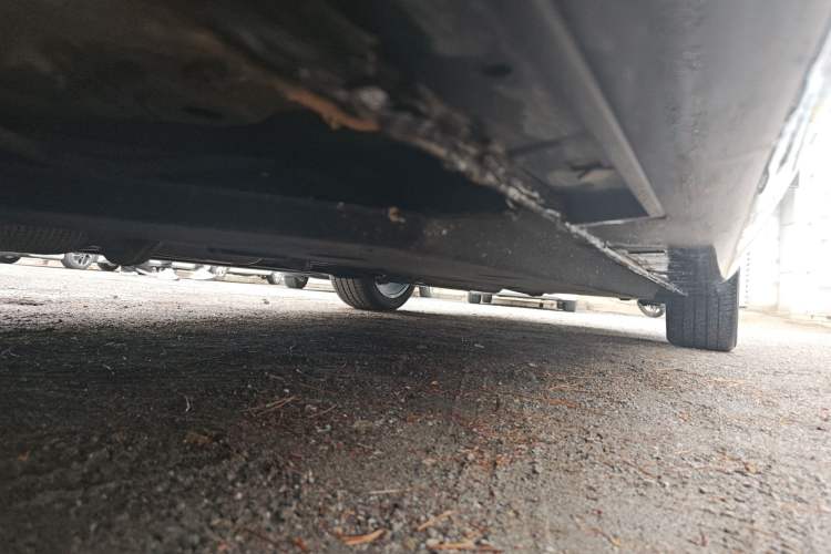 Used Hongqi H9 2020 3.0T Smart Connect Flagship Edition Chassis Front Left