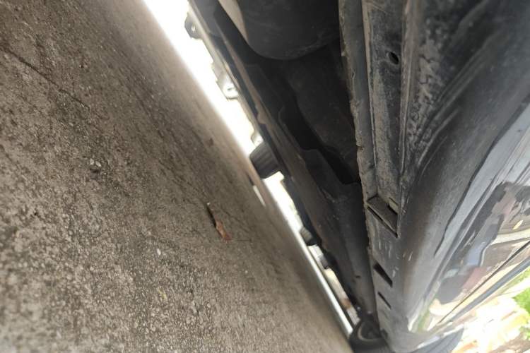 Used Hongqi H9 2020 2.0T Smart Connect Flagship Edition Chassis Front Left