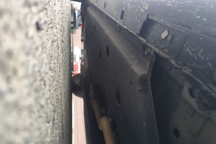 Used Hongqi H9 2020 2.0T Smart Connect Flagship Edition Chassis Front Right